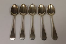 Five silver serving spoons, Edinburgh 1812, 11 oz. (5) Good condition.