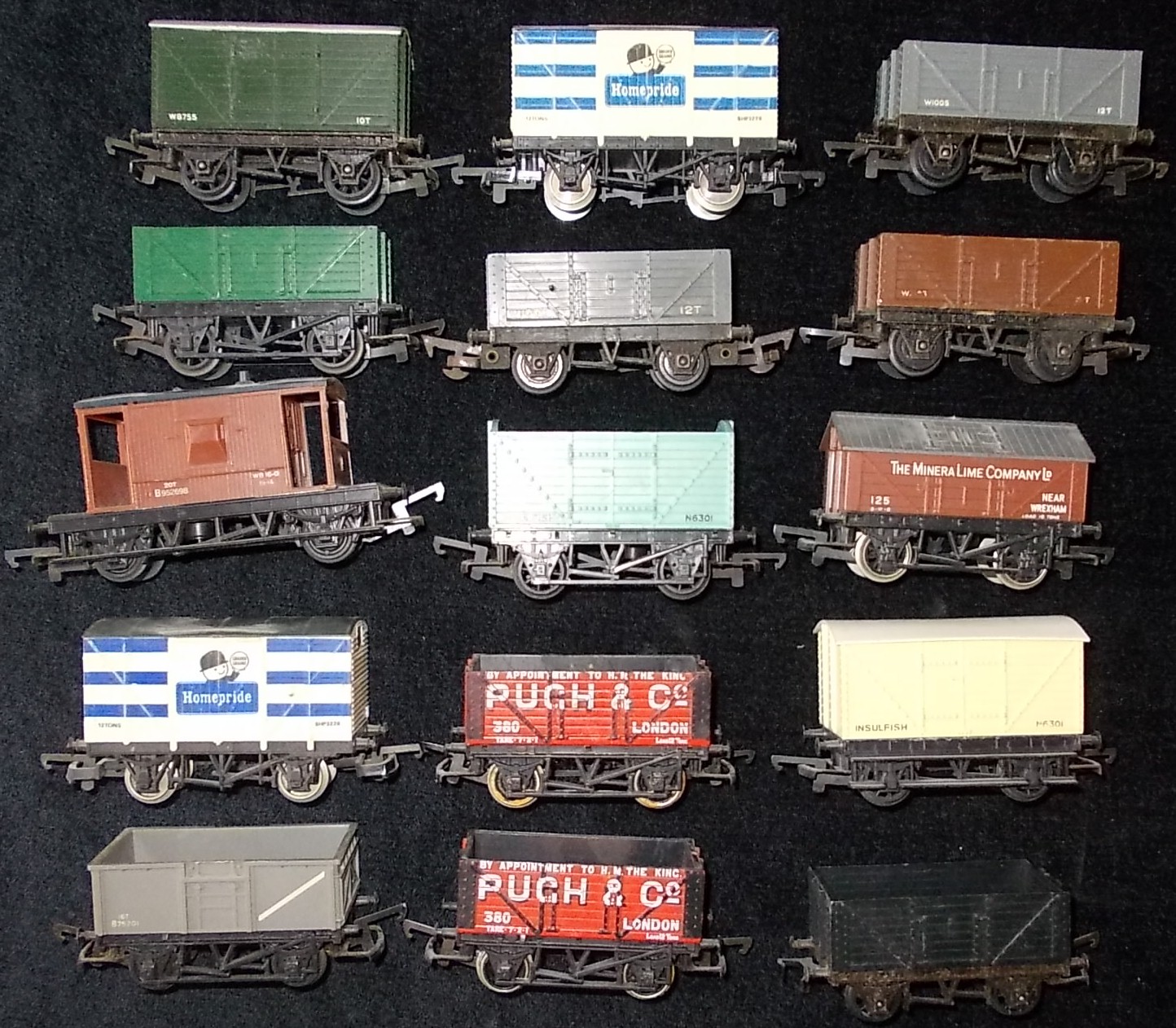 15 various rolling stock. Un-boxed.