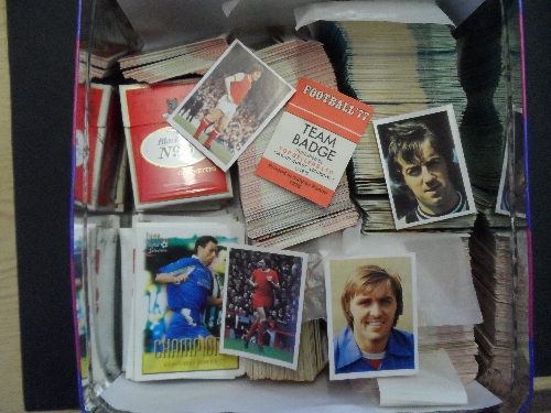 Cigarette Cards - SPORT, mainly football, part sets, inc. Panini 1972 (320), 1974 (130), 1975 (420);