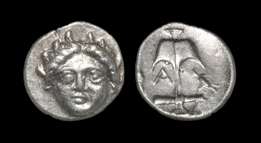 Greek Apollonia Pontica - Apollo Diobol Late 4th century BC. Obv: head of Apollo facing with spiked