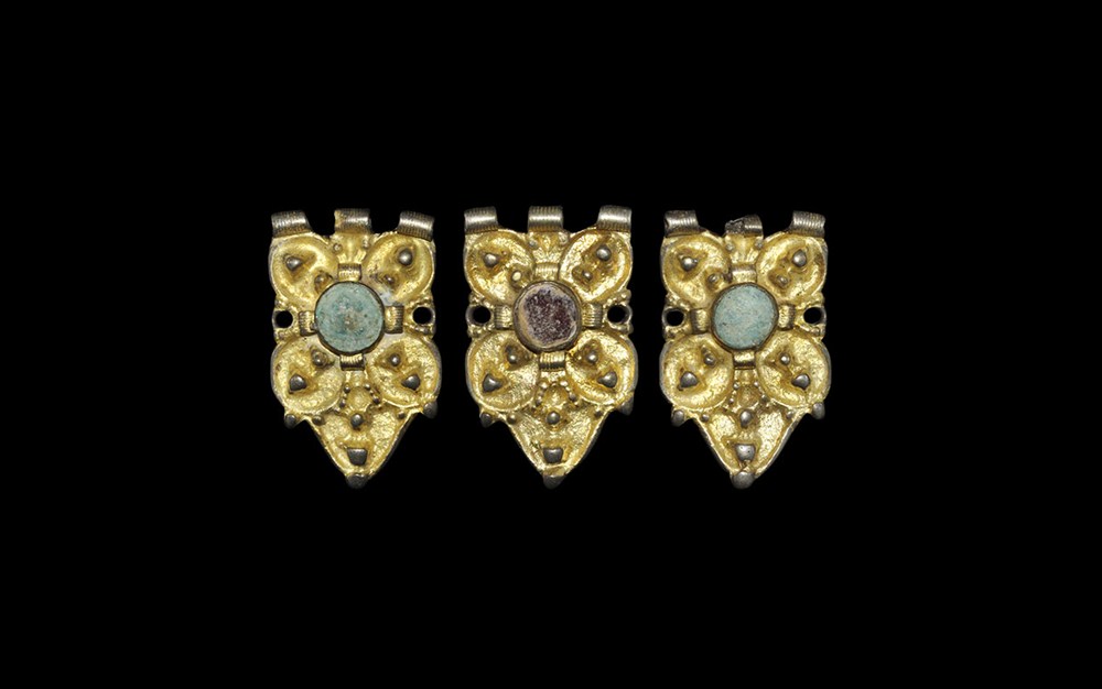 Medieval Silver-Gilt Jewelled Belt Mount Group Eastern Europe, circa 1500 AD . A group of three