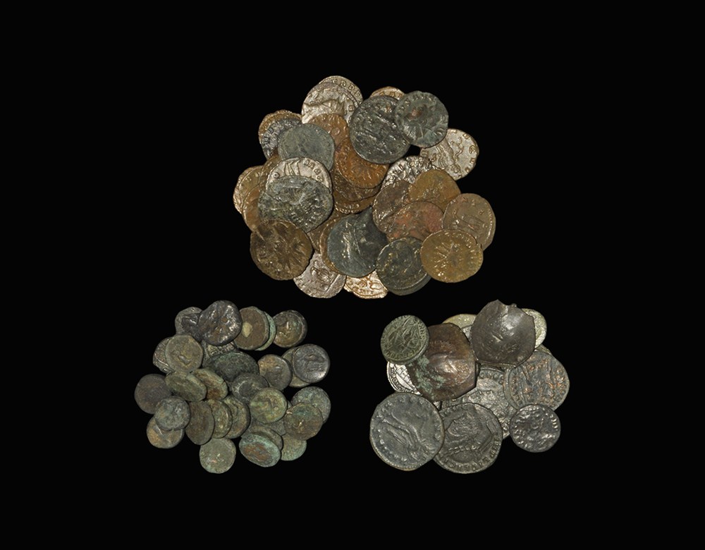 Roman and Greek Bronze Coin Group [88] 3rd-5th century AD. A mixed group of bronze coins