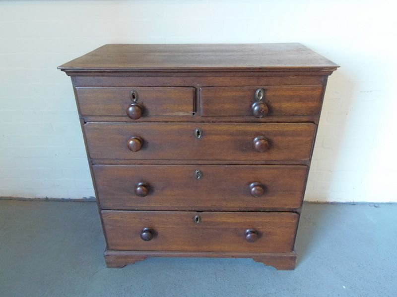 Oak chest of two short and three long drawers 100x95x91cm
