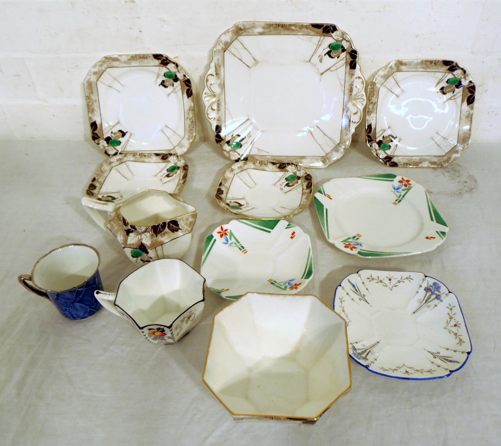 A mixed lot of Shelly porcelain.