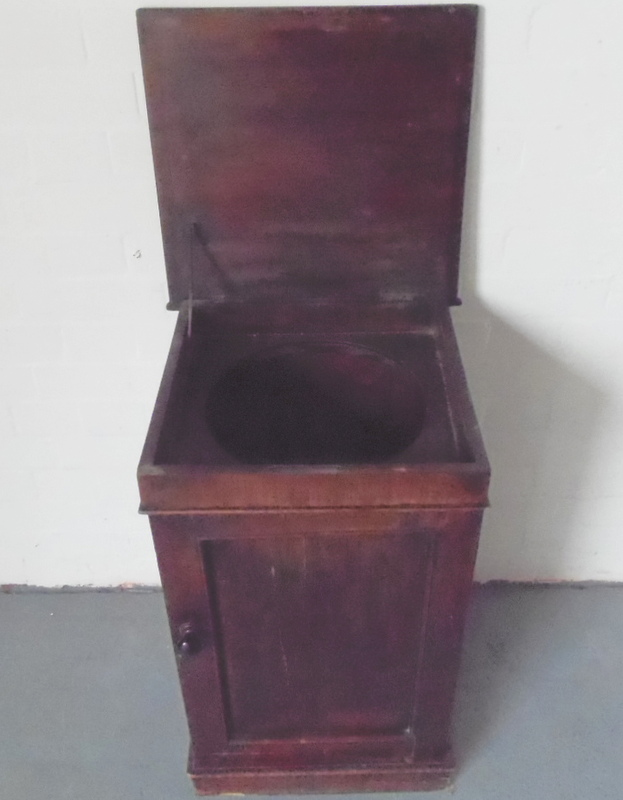 Victorian mahogany pot cupboard