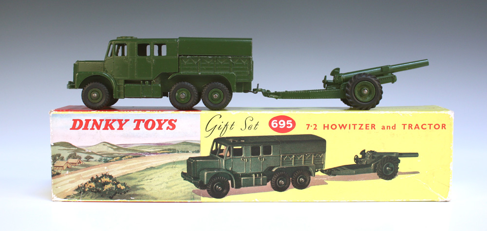 A Dinky Toys No. 695 Gift Set 7-2 Howitzer and Tractor, boxed (some minor paint chips, box scuffed