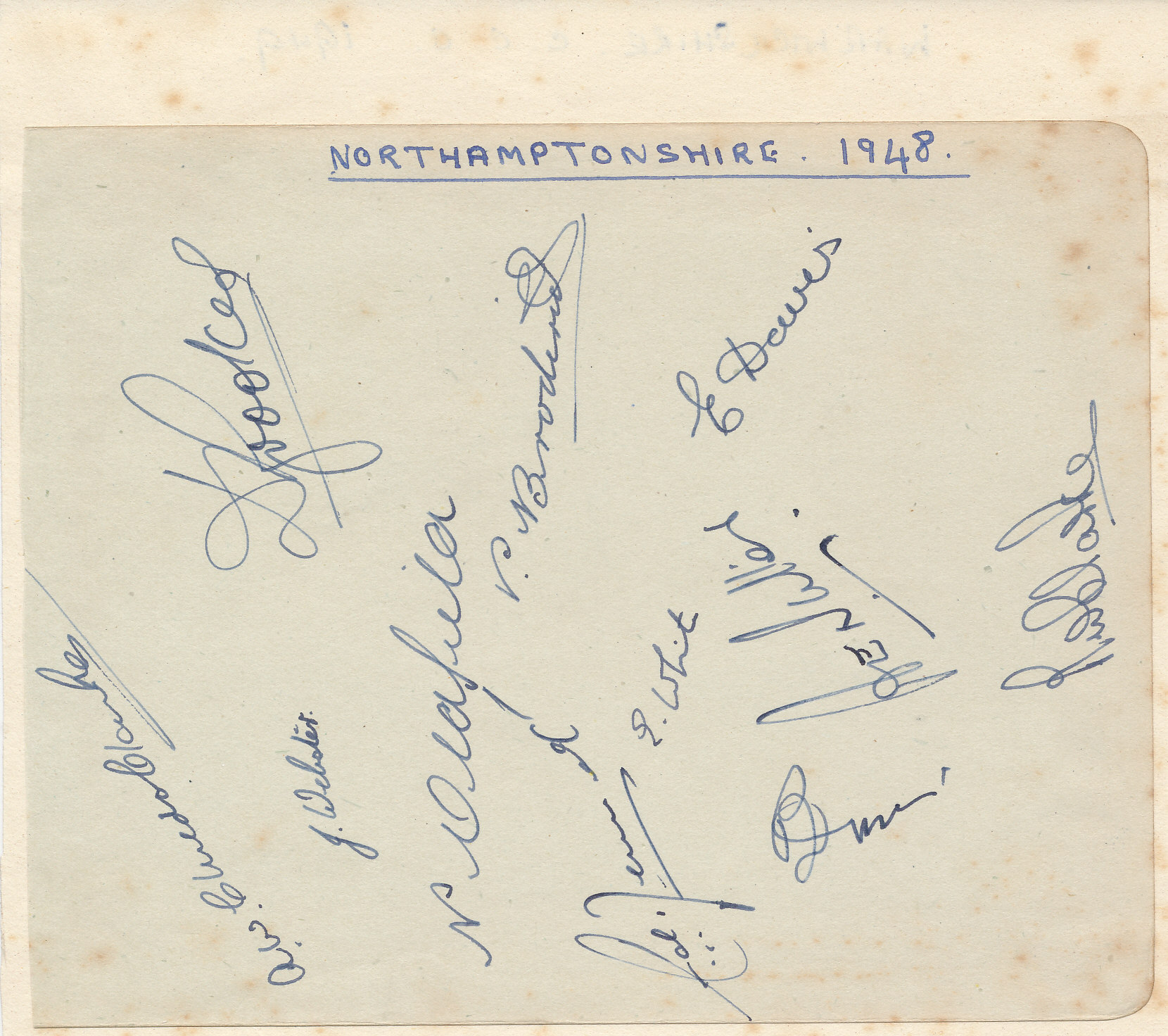 NORTHAMPTONSHIRE, 5" x 4" album page, signed by 11 members of a 1948 team (laid down to larger