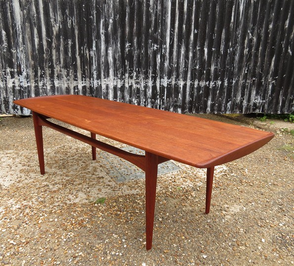 A France and Daverkosen teak long coffee table by Tove and Edvard Klindt-Larsen. 150cm long x 45cm