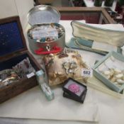 A mixed lot of beads, pearl necklace and other jewellery