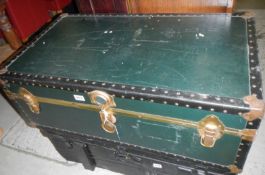 A cabin trunk with inner tray