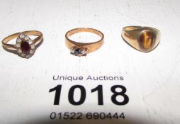 3 9ct gold rings set stones