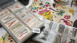 2 albums of cigarette cards