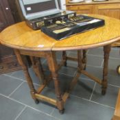 An oak gate leg table