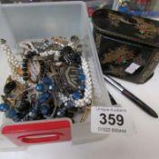 A mixed lot of jewellery, Parker pen etc