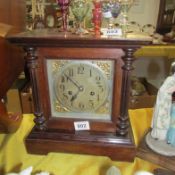 A mantel clock