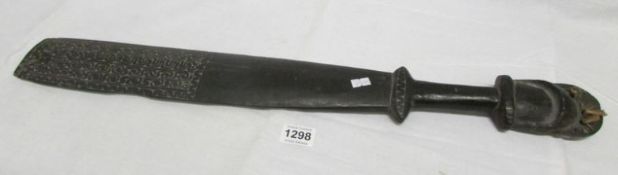 An early Malaysian hardwood 'hunting' tool