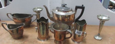 A mixed lot of silver plate