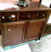 An Edwardian 3 drawer, 2 door cabinet