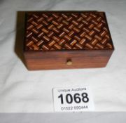 A French Rosewood box with inlaid top (8.5cm x 5)