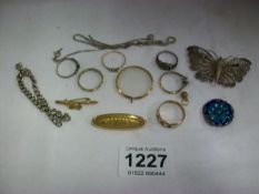 A mixed lot of gold and silver jewellery (some a/f)