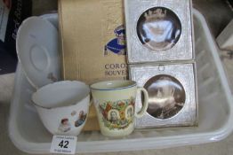 A mixed lot of commemorative ware including Doulton 1911 cup and saucer