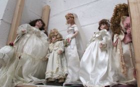 5 porcelain dolls inc bride