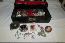 A jewellery box and contents