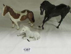 3 Beswick horses