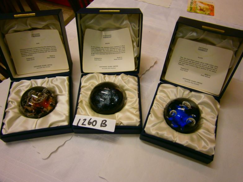 3 boxed Caithness paperweights (limited edition Planets set)