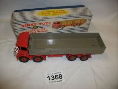 A boxed Dinky 901 Foden 8 wheel wagon