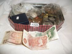 A mixed lot of mainly English coins and bank notes