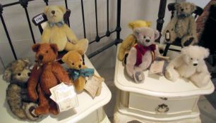 8 Dean's collectors bear and 2 chairs