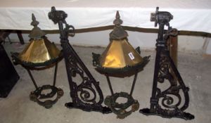 2 wall mounting street lamps with brackets