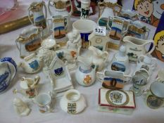 30 items of crested and souvenier ware