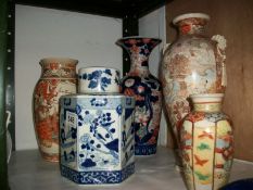 5 Oriental vases, some a/f and a blue and white lidded jar