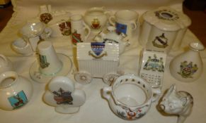 17 items of Crested china (some have chips)