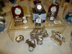 11 Miniature novelty clocks