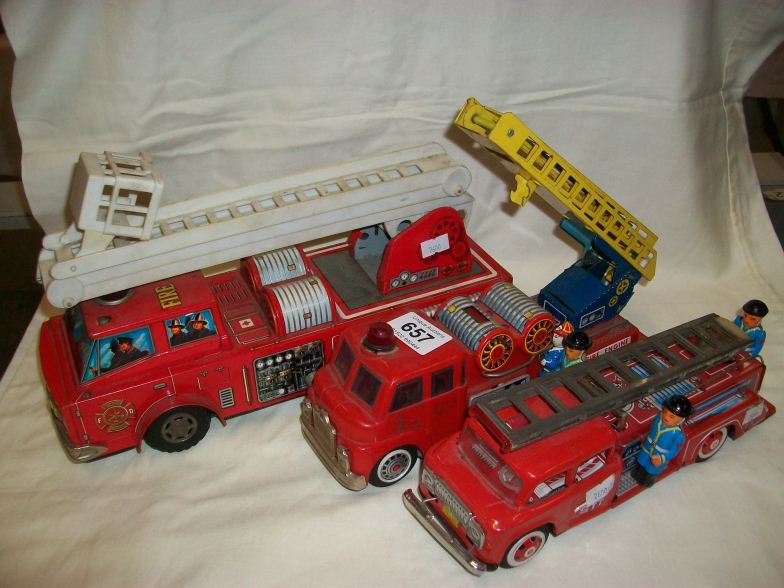 3 toy fire engines