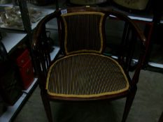 A Georgian mahogany hall chair