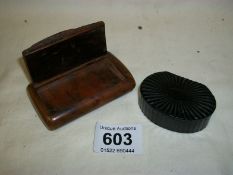 2 Victorian snuff boxes (1 a/f)