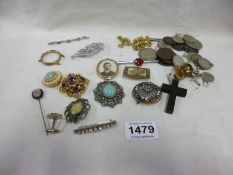 A quantity of costume jewellery etc.