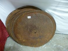 A quantity of 25" Victorian polyphon discs