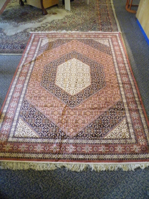 New rose ground Bidjar carpet 2.30 x 1.6 m, these carpets are brand new ex London showroom and are