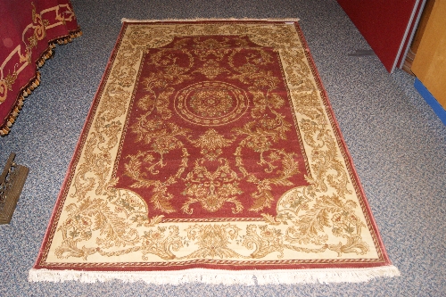 New rose & beige ground Abusson carpet 2.30 x 1.50 m, these carpets are brand new ex London showroom