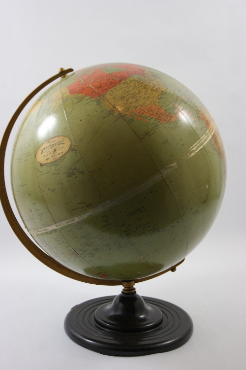 Philips Globe Politique on Bakelite base  a/f 44cm