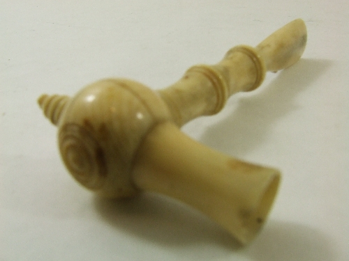 18th/19th Century turned Ivory Opium Pipe,10cm in length. - comprising four sections