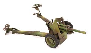 A rare Tipp & Co WW2 German 7.5cm field cannon. A very realistic tinplate and die-cast toy