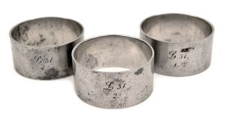 L31 - 3 Napkin Rings made of aluminium alloy. These three napkin rings (each being 5cm diameter, 2.