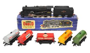 A Hornby Dublo 8F 2-8-0 Locomotive and 5 tank wagons. BR locomotive RN48158 (LT25). Plus 5 wagons,