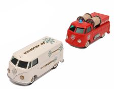 2 Tekno Volkswagens type 2. A later version van in ‘VW Kolevogn’ white livery. GC, some chipping.